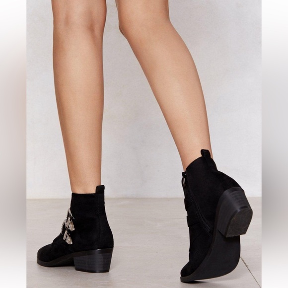 Nasty Gal, Women’s, Put Your West Foot Forward, Buckle Boot. - Picture 3 of 12